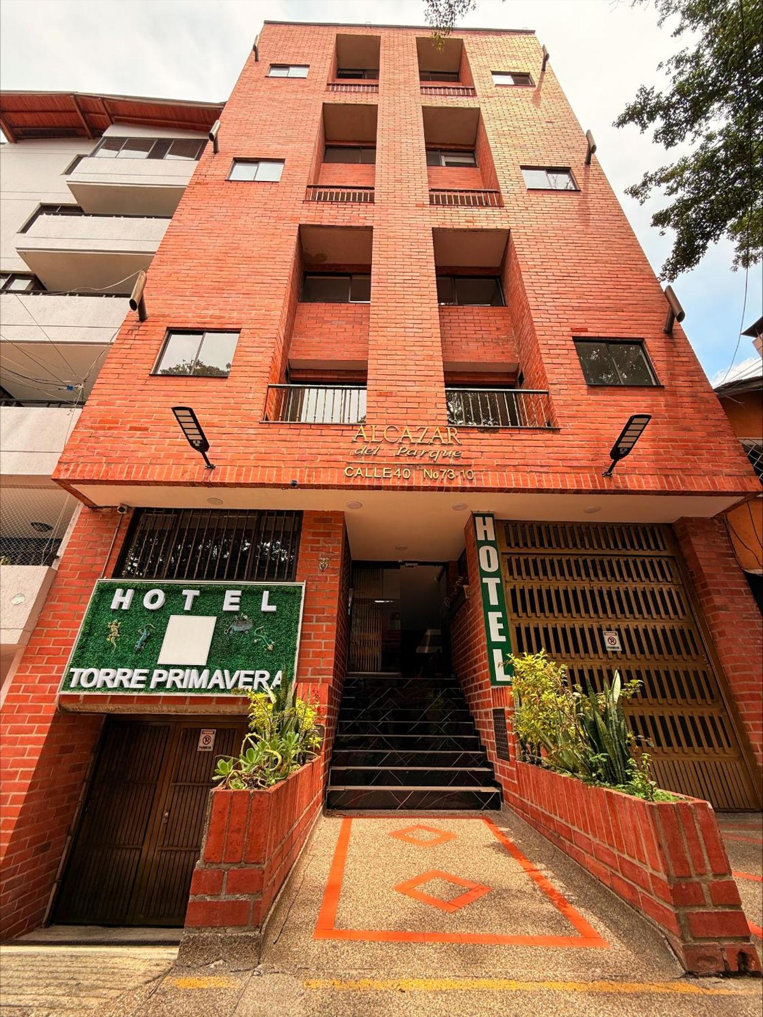 Hotel Torre Primavera Medellin Exterior photo
